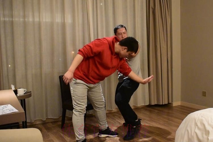 新华社：出家门，见球门——武汉足球文化在社区生枝发芽